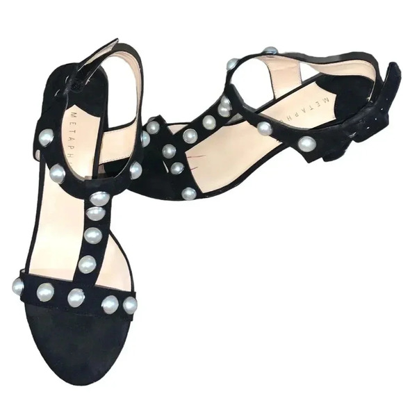 Metaphor Women's Peony Black T-Strap Sandal - Picture 2 of 4